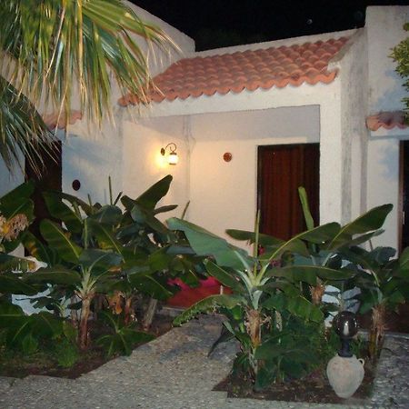 Oasis Hotel Bungalows Afandou Rhodes Bagian luar foto